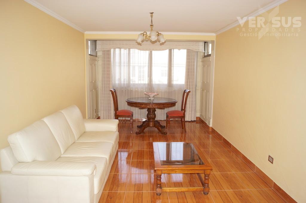 Venta de hermoso departamento en casco historico de Santiago